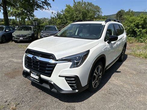 New 2025 Subaru Ascent Limited w/ Popular Package #1 image 4