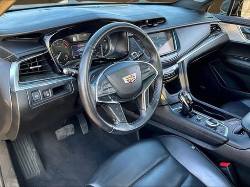 Used 2023 Cadillac XT5 Premium Luxury image 14