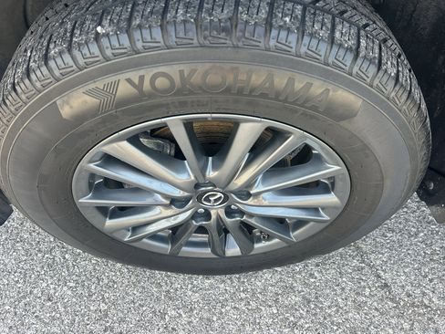 Used 2020 MAZDA CX-5 Touring FWD image 10