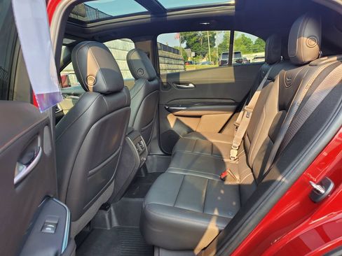 Used 2023 Cadillac XT4 Sport AWD/4WD image 39
