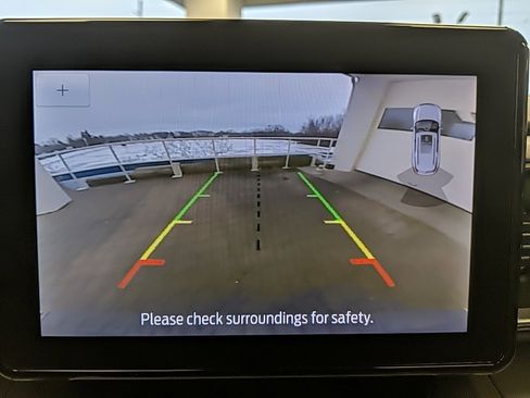 Used 2023 Ford Explorer XLT w/ Equipment Group 202A image 22