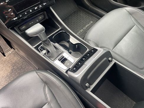 Used 2023 Hyundai Santa Cruz Limited image 9