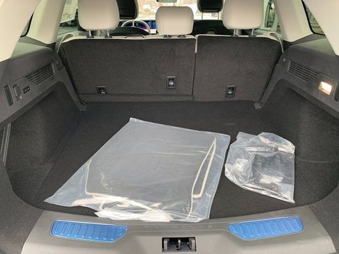 New 2026 Lincoln Nautilus Premier image 12