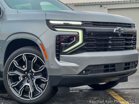 New 2026 Chevrolet Suburban RST w/ RST Capability Package image 2