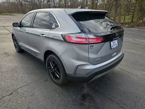 Used 2021 Ford Edge SEL w/ Convenience Package image 5