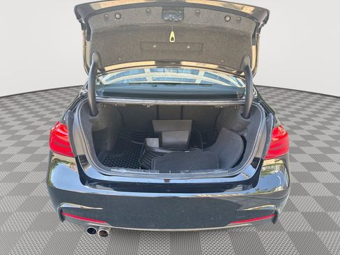 Used 2018 BMW 330i Sedan RWD image 21