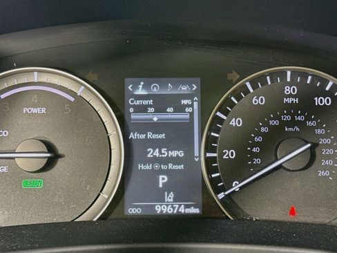 Used 2018 Lexus RX 450h AWD w/ Luxury Package image 13