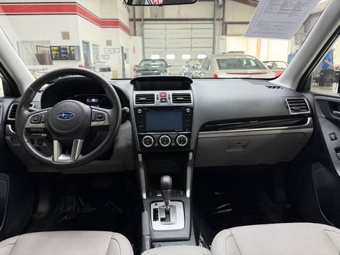 Used 2017 Subaru Forester 2.5i Limited AWD/4WD image 20