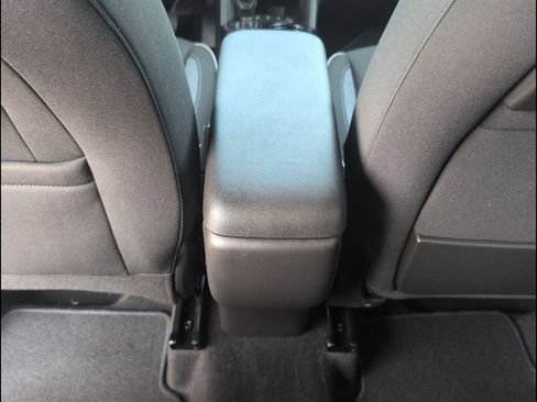 Used 2025 Chevrolet TrailBlazer LT w/ Driver Confidence Package image 24