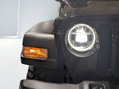 Certified 2022 Jeep Wrangler Unlimited Sport image 8