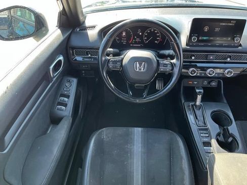 Used 2023 Honda Civic Sport image 4