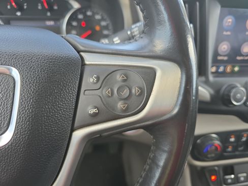 Used 2020 GMC Terrain SLT AWD/4WD image 23