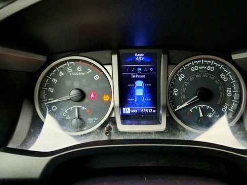 Used 2016 Toyota Tacoma SR5 image 14