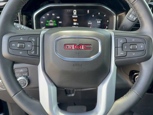 Used 2026 GMC Sierra 1500 Elevation w/ Elevation Select Package AWD/4WD image 11