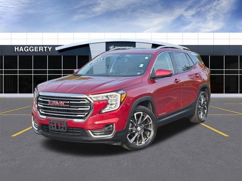 Certified 2022 GMC Terrain SLT FWD image 1