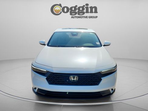 Used 2024 Honda Accord EX image 9