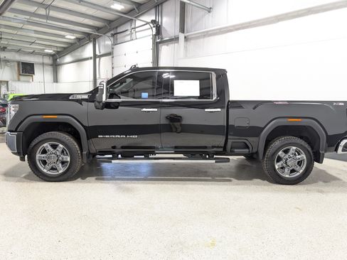 Used 2025 GMC Sierra 2500 SLT AWD/4WD image 6