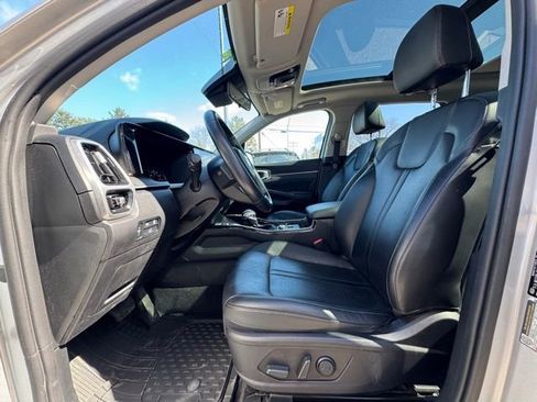 Used 2021 Kia Sorento SX FWD image 10