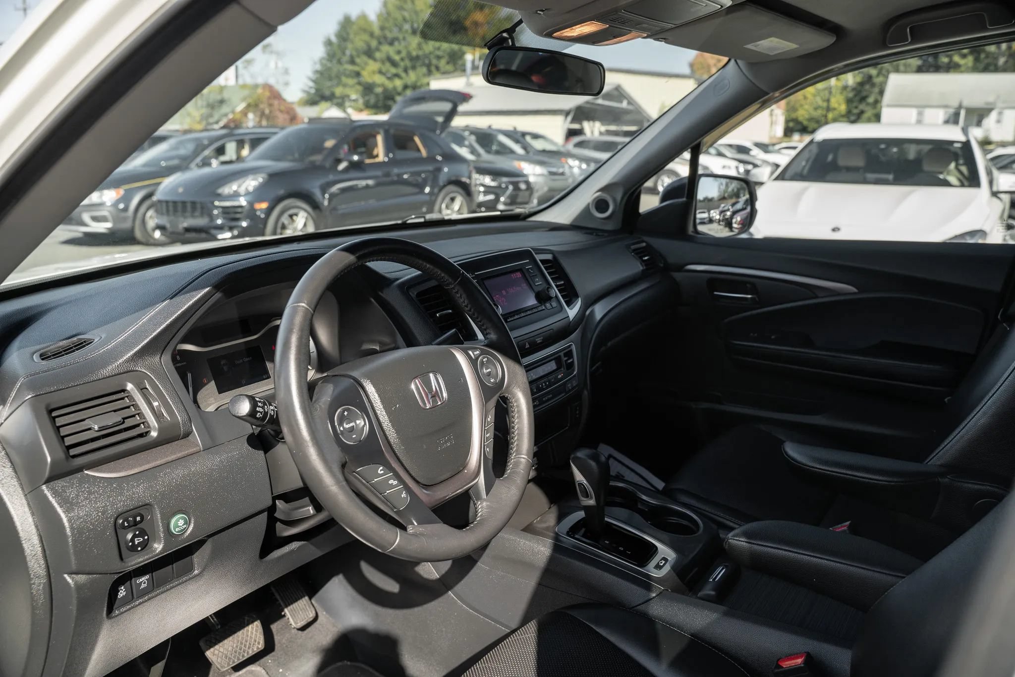 Used 2017 Honda Ridgeline RTL image 6