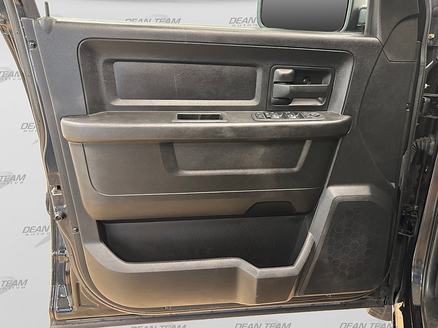 Used 2019 RAM 1500 Express AWD/4WD image 13