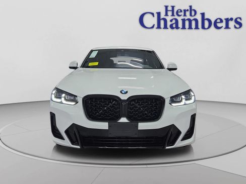 Used 2023 BMW X4 xDrive30i w/ M Sport Package AWD/4WD image 2