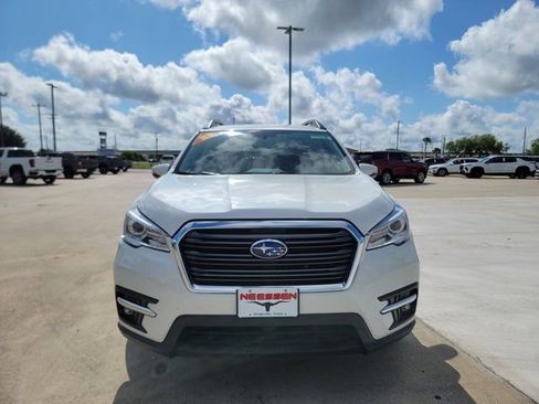 Used 2022 Subaru Ascent Limited AWD/4WD image 2