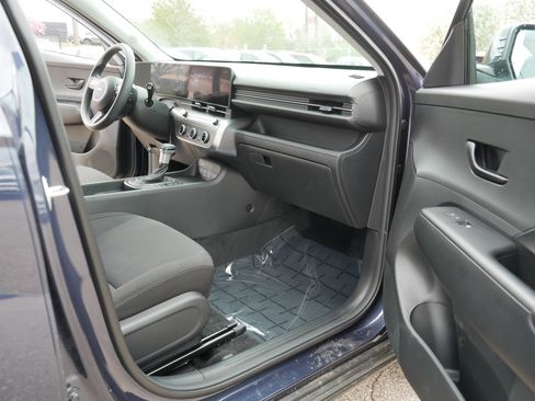 Certified 2025 Hyundai Kona SE AWD/4WD image 19