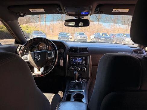 Used 2014 Dodge Challenger SXT w/ Super Sport Group (SS/T) image 25