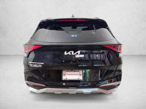 Used 2025 Kia Sportage SX FWD image 6
