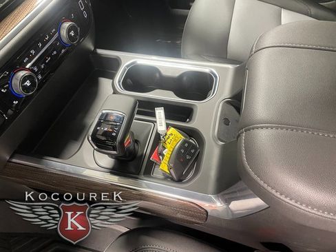 Used 2026 Chevrolet Silverado 1500 LT Trail Boss w/ LT Trail Boss Premium Package image 16