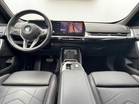 Used 2025 BMW X1 xDrive28i w/ Premium Package AWD/4WD image 17