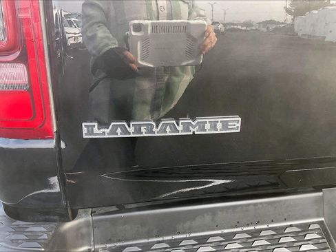 Used 2024 RAM 1500 Laramie image 8
