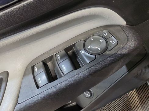Used 2022 Chevrolet Equinox LT FWD image 15