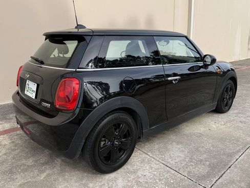 Used 2016 MINI Cooper 2-Door Hardtop FWD image 3