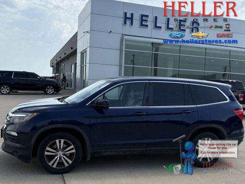 Used 2018 Honda Pilot EX image 1