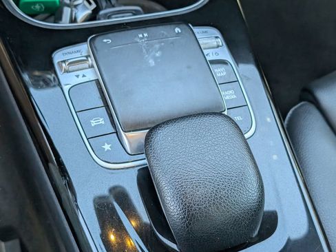 Used 2020 Mercedes-Benz CLA 250 w/ Premium Package image 29