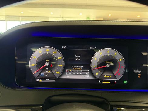 Used 2018 Mercedes-Benz S 560 4MATIC Sedan w/ AMG Line Exterior image 25