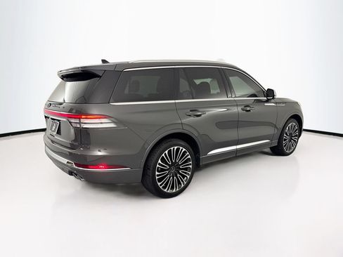 Used 2022 Lincoln Aviator Black Label AWD/4WD image 5