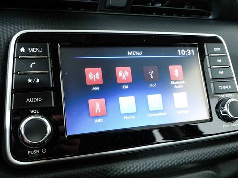 Used 2024 Nissan Kicks S FWD image 13