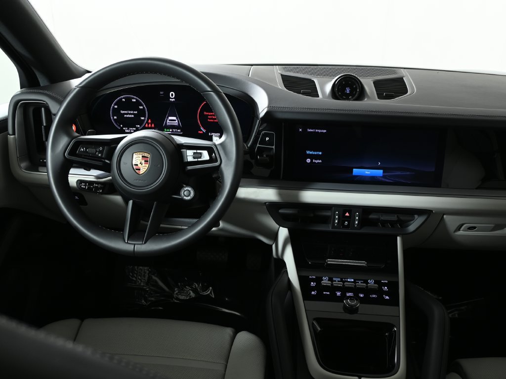 Used 2026 Porsche Cayenne E-Hybrid AWD/4WD image 17