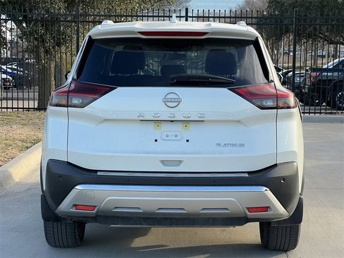 Certified 2023 Nissan Rogue Platinum w/ Platinum Premium Package image 4