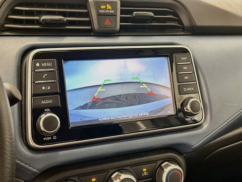 Used 2025 Nissan Versa SV FWD image 22