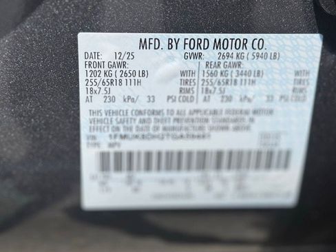 Used 2026 Ford Explorer Active AWD/4WD image 13