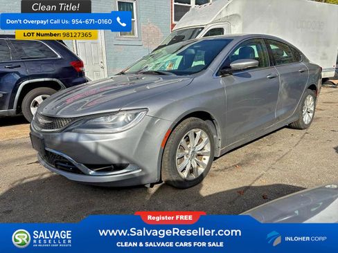 Used 2015 Chrysler 200 C image 3