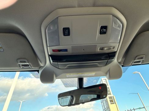 Used 2022 Subaru Ascent Limited w/ Popular Package #4 image 33