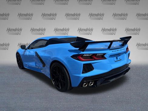Used 2022 Chevrolet Corvette Stingray Premium Conv w/ Z51 Performance Package RWD image 8