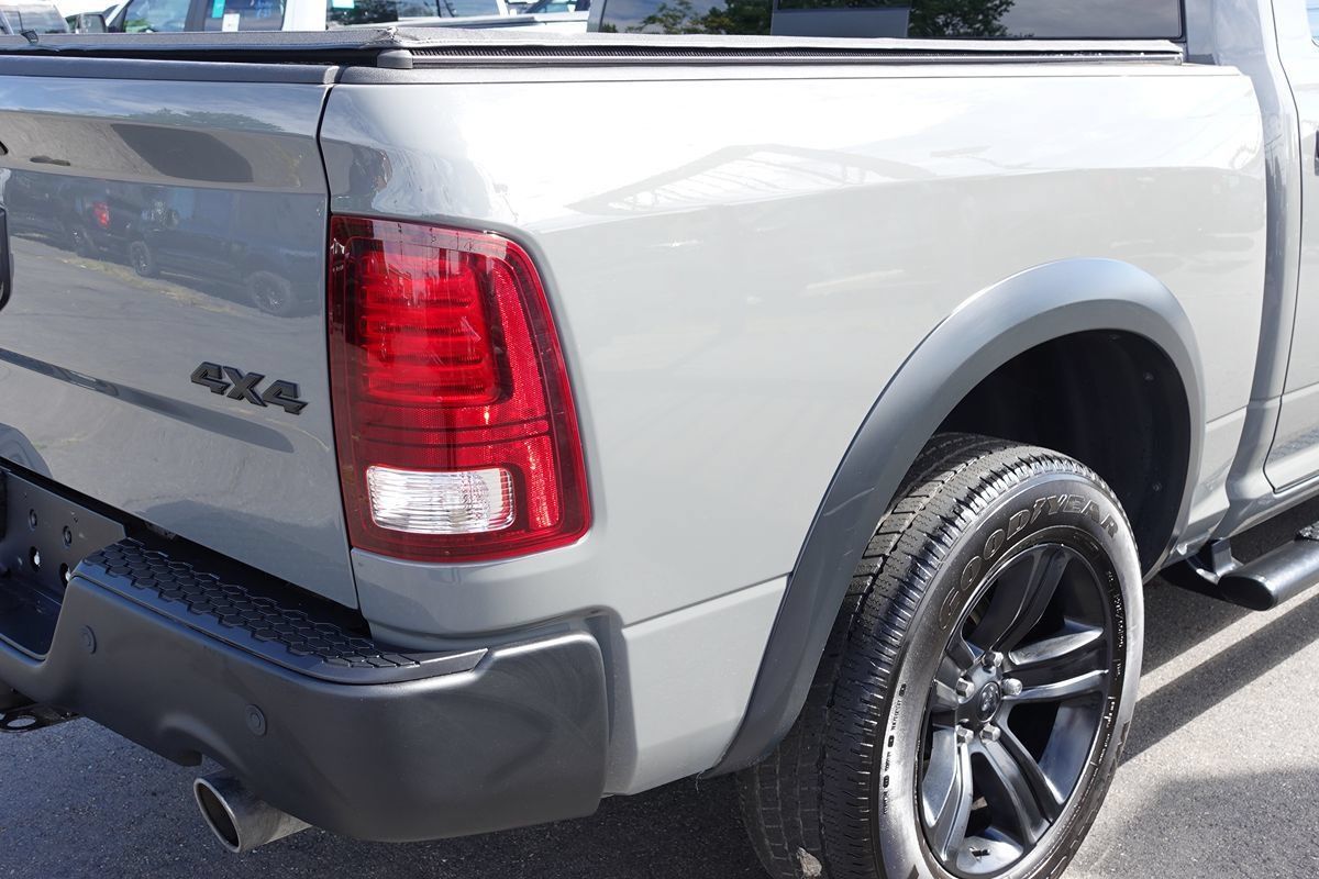 Used 2022 RAM 1500 Warlock w/ Ceramic Grey Warlock Package AWD/4WD image 11