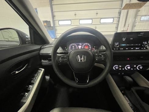 New 2025 Honda Accord LX image 28