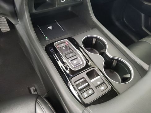 Certified 2023 Honda Pilot Touring image 25