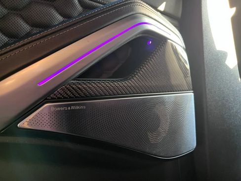 Used 2020 BMW X6 M Competition w/ Executive Package image 23